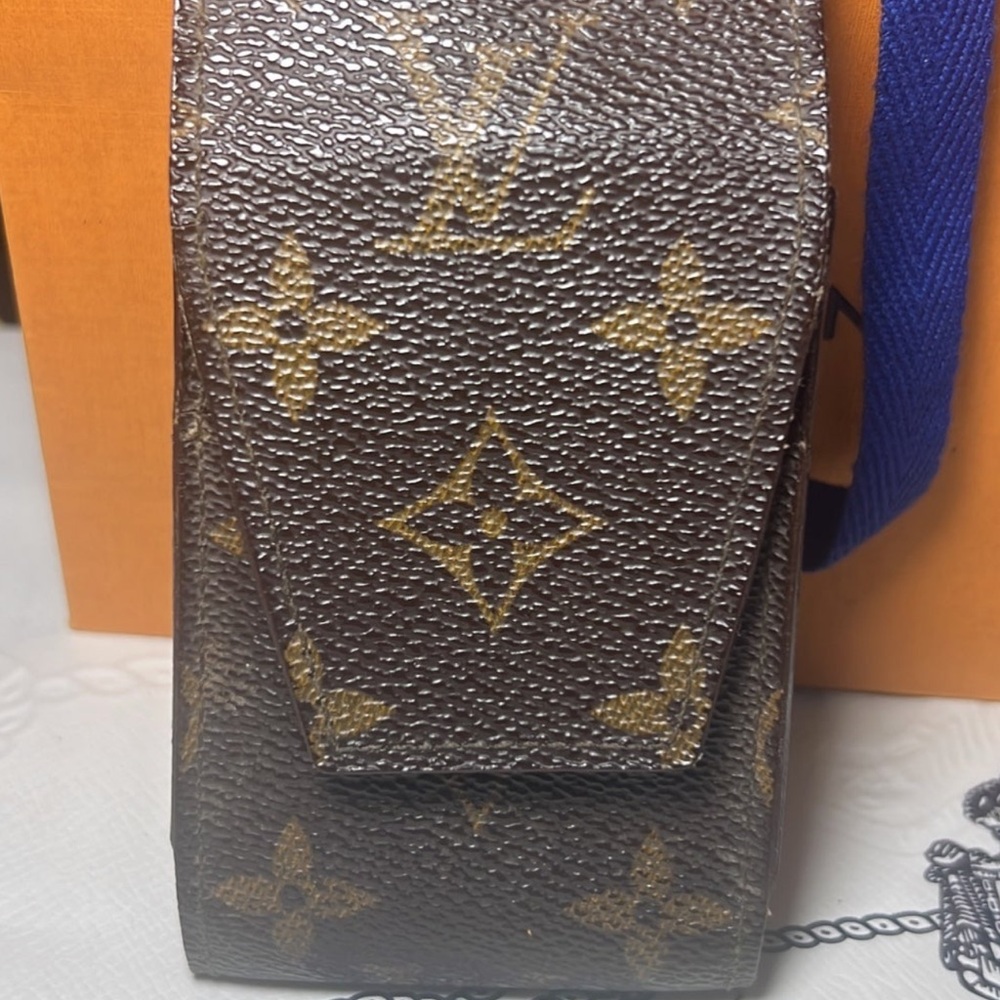 Louis Vuitton Monogram Brown Crossbody pouch